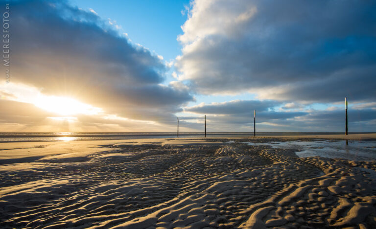 Sandrippen im Abendlicht